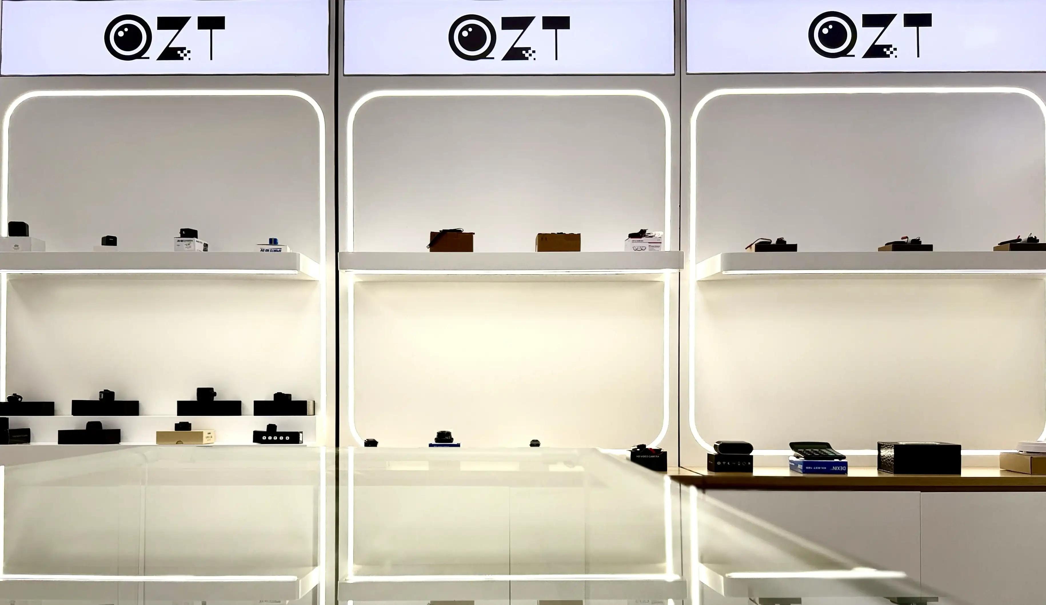 QZT brand showroom and display reception in Italy